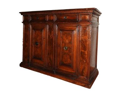 Credenza in Noce