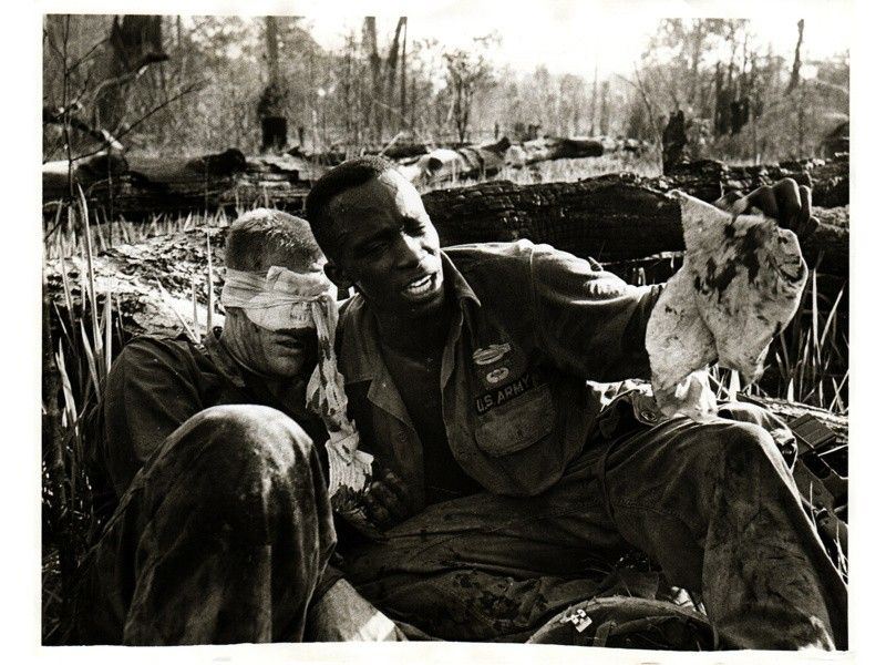 Army Medic With Wounded Comrade Chu Pong Vietnam 1969
