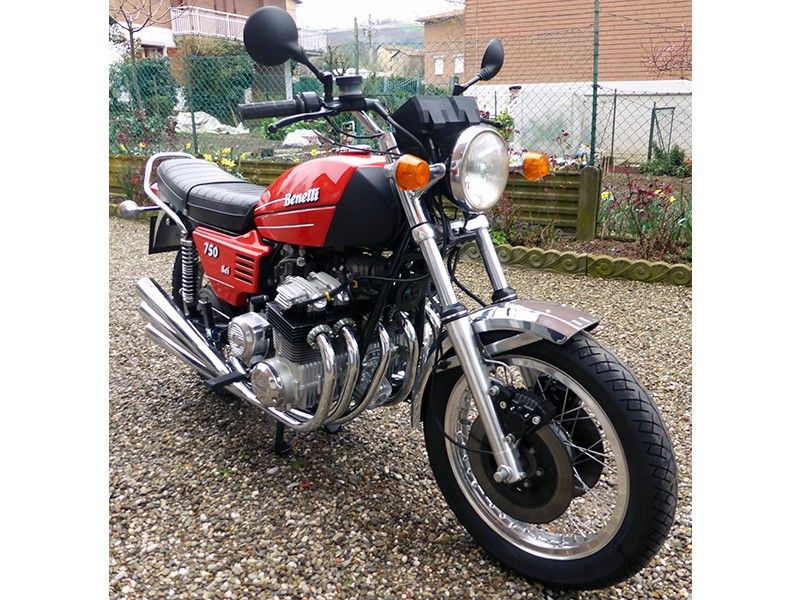 Benelli 750 Sei, 1976