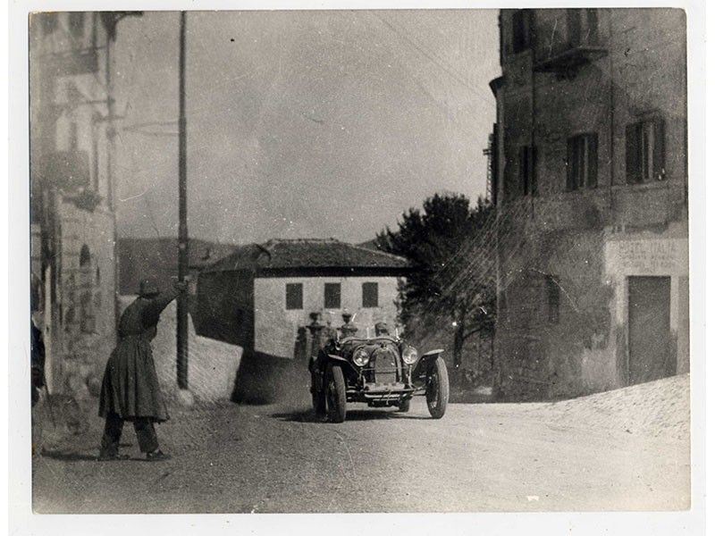 Bugatti 37 Â€“ Renzi
