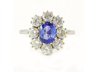 Anello a Margherita in Oro Bianco, Zaffiro e Diamanti