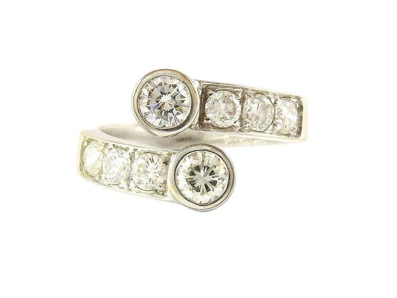 Anello Contrariã© in Oro Bianco e Diamanti