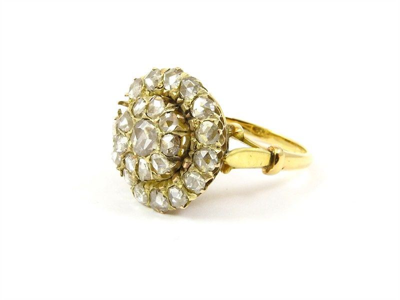 Anello in Oro Giallo e Rose di Diamante