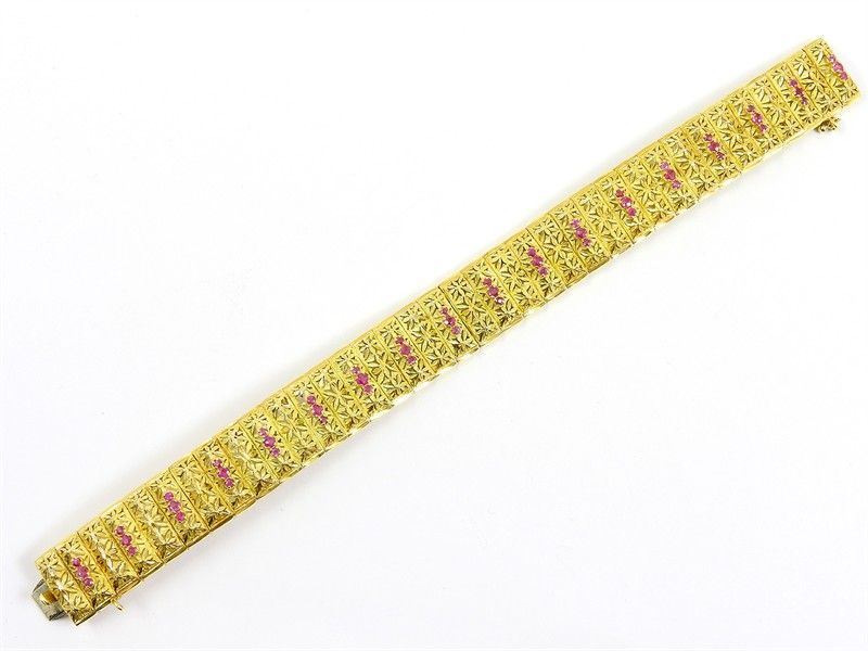 Bracciale in Oro Giallo Cesellato e Rubini