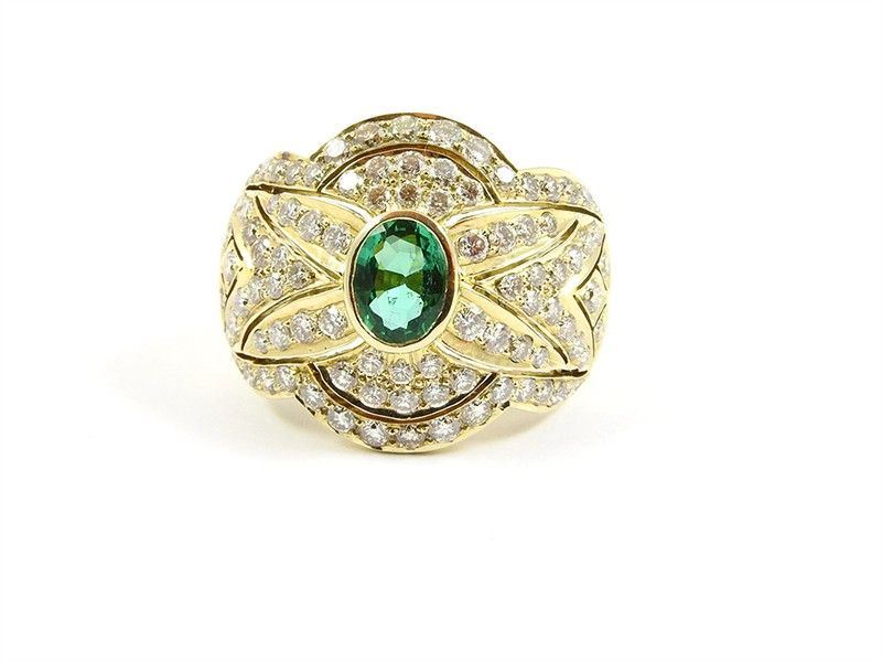 Anello in Oro Giallo, Smeraldo Ovale e Diamanti