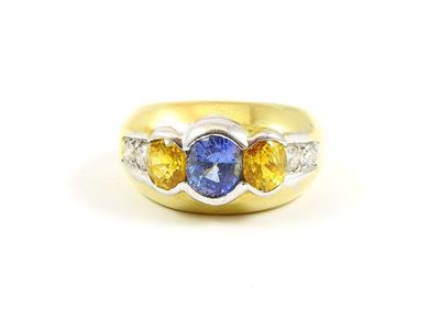 Anello in Oro Giallo, Oro Bianco, Zaffiri e Diamanti