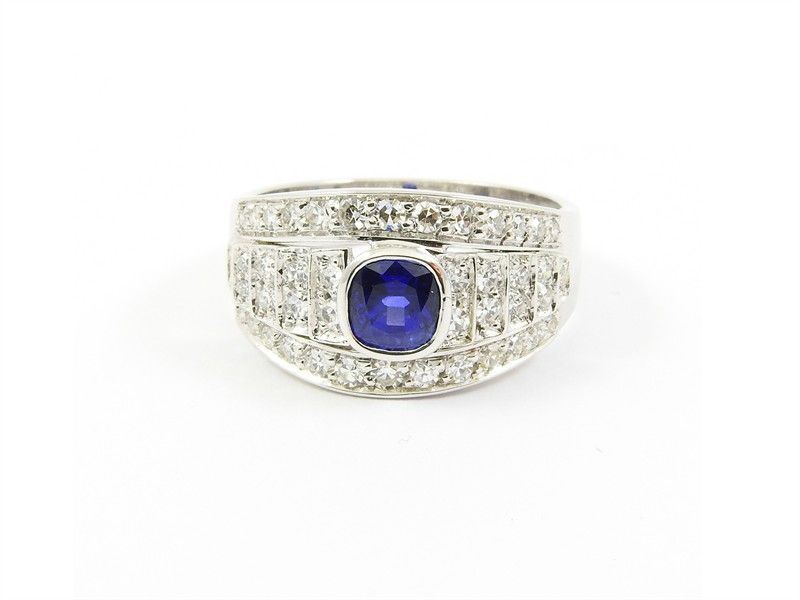Anello in Oro Bianco, Zaffiro e Diamanti