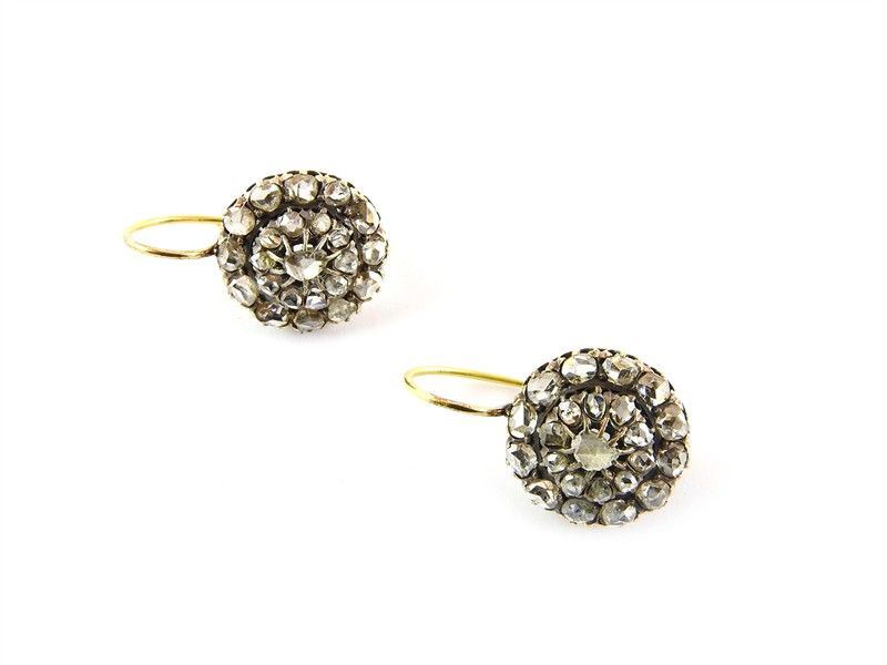 Paio di Orecchini in Oro Giallo, Argento e Rose di Diamante