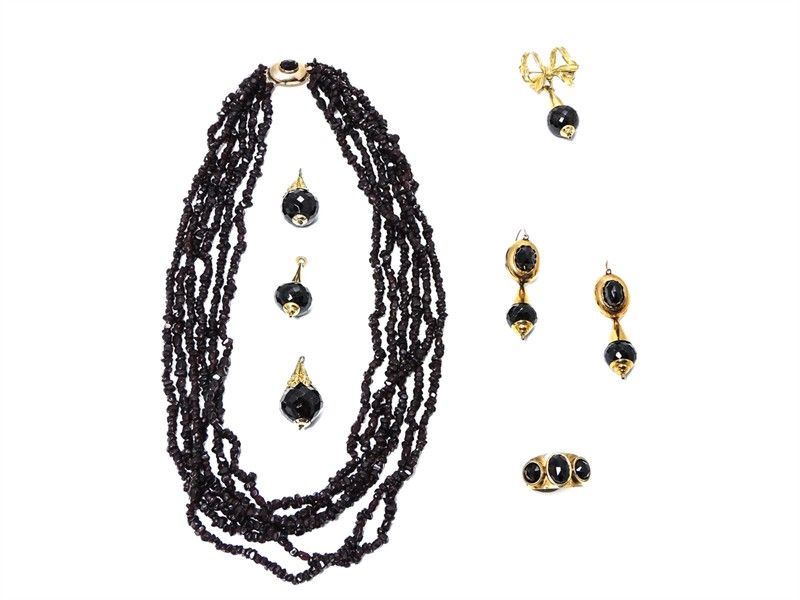 Parure in Oro Giallo e Granati Sfaccettati