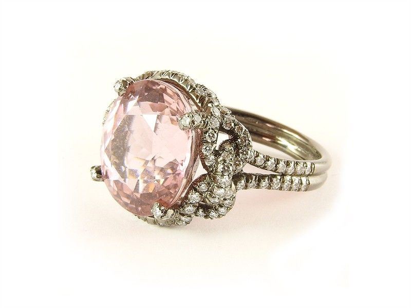 Anello in Oro Brunito, Tormalina Rosa e Diamanti