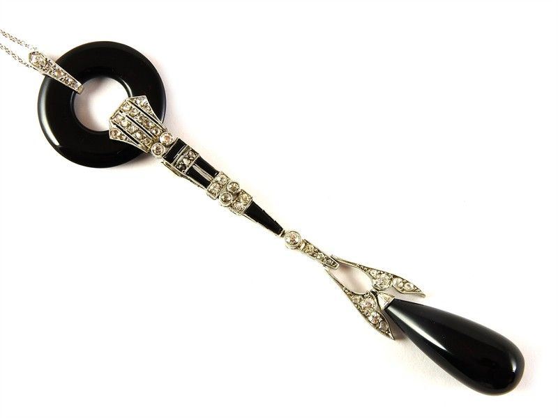 Pendente Liberty in Platino, Onice e Diamanti