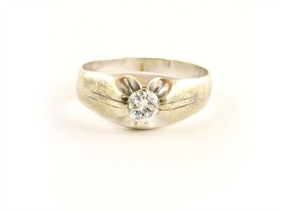 Anello Solitario in Oro Bianco e Diamante