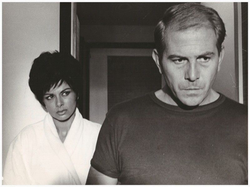 Sandra Milo e Enrico Maria Salerno sul Set De "L'ombrellone"