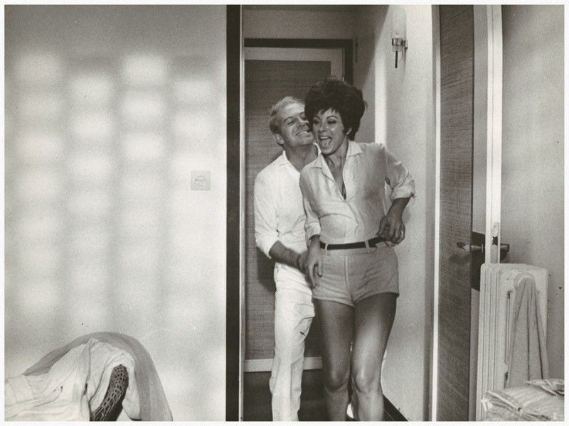 Sandra Milo e Enrico Maria Salerno sul Set De "L'ombrellone"