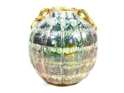 Vaso Globulare in Terracotta Smaltata a Lustro
