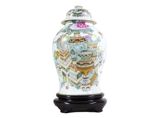 Painted Porcelain Lidded Vase