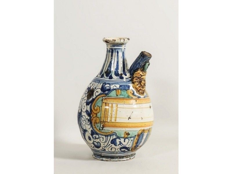 Versatoio in Maiolica