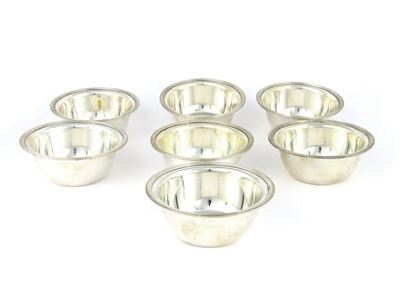 Serie di Sette Coppette Lavadita in Argento