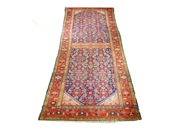 Long Caucasic Carpet