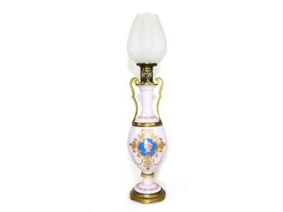 Lume Ad Olio in Porcellana e Metallo Dorato