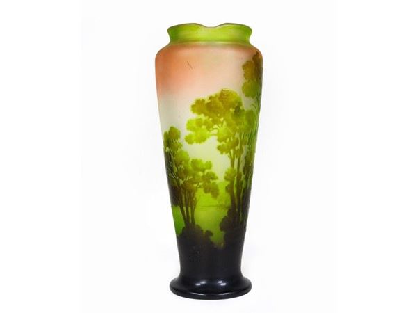 Acid-etched Cameo Glass Vase, GallÃ© Manufacture