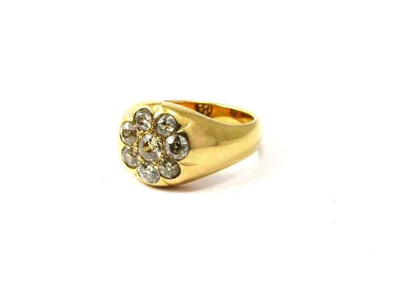 Anello in Oro Giallo e Diamanti