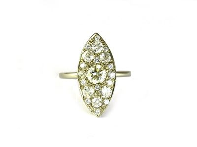 Anello a Navette in Oro Bianco e Diamanti