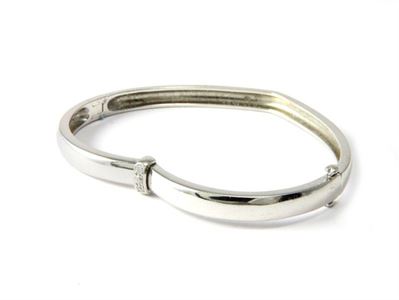 Bracciale Rigido in Oro Bianco e Diamanti