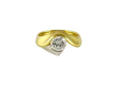 Anello Solitario in Oro Giallo, Oro Bianco e Diamante