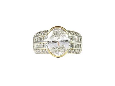 Anello in Oro Bianco e Diamanti
