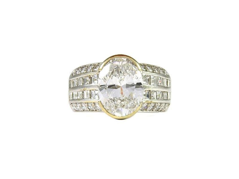Anello in Oro Bianco e Diamanti