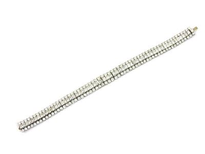 Bracciale a Maglia Morbida in Platino e Diamanti