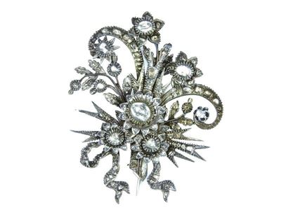 Spilla in Argento, Oro a Basso Titolo e Diamanti