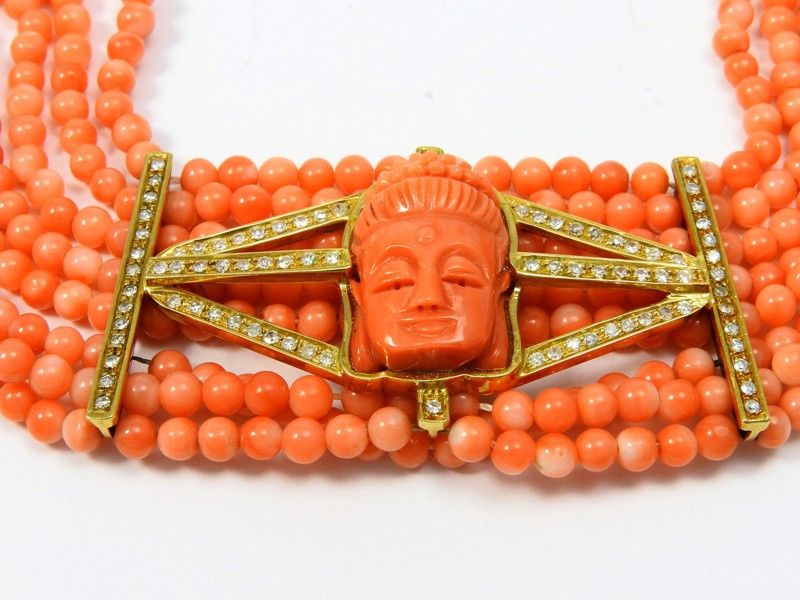Parure in Oro Giallo, Corallo e Diamanti