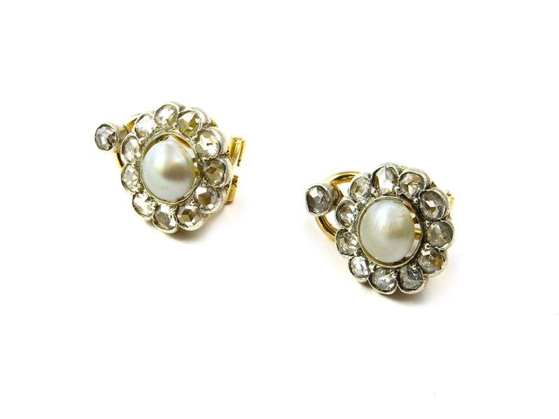 Tre Paia di Orecchini in Oro Giallo, Oro Bianco, Argento, Diamanti, Perle e Pietre Rosse