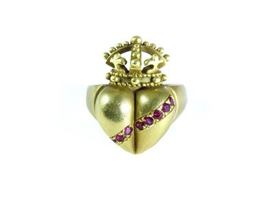 Anello a Cuore Coronato in Oro Giallo e Rubini