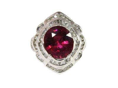 Anello in Oro Bianco, Tormalina Rubellite e Diamanti