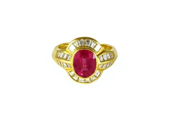 Yellow gold ring with hot pink corundum and  diamonds