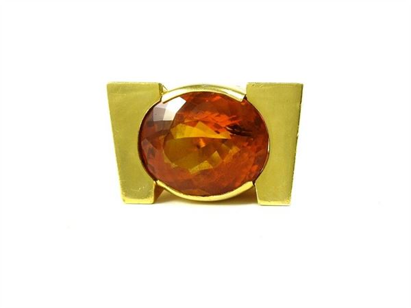 Yellow gold and citrine ring suited with the previous listed item