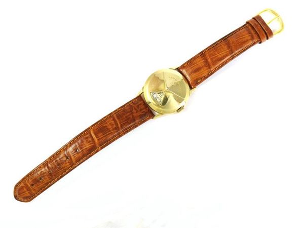 Manual yellow gold plated gentleman's wristwatch