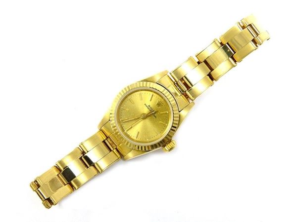 Yellow gold lady's wristwatch