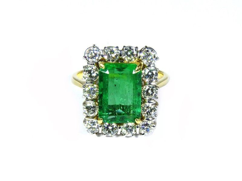Anello in Oro Giallo, Oro Bianco, Smeraldo e Diamanti