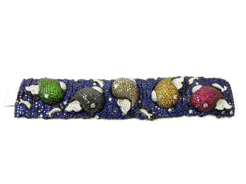 Bracciale in Oro Bianco Brunito, Zaffiri, Rubini e Zaffiri Gialli, Diamanti Incolori, Brown e Ner...