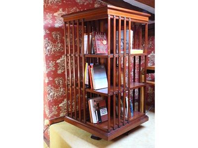Libreria Girevole in Mogano