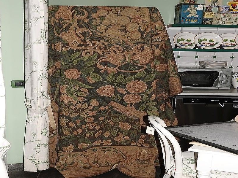 Tappeto Realizzato a Piccolo Punto in Stile Aubusson
