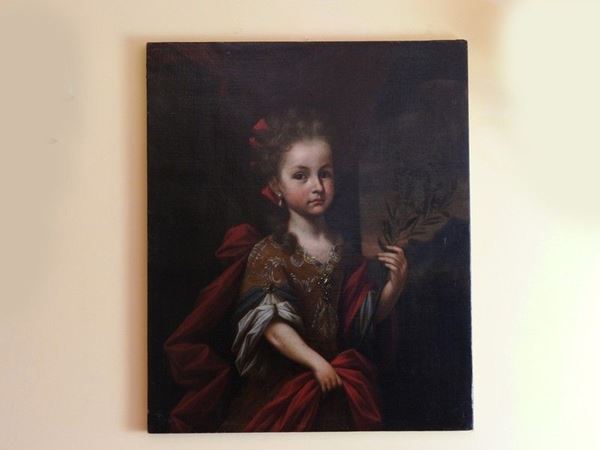 Ritratto di bambina con abito rosso e ramo di olivo