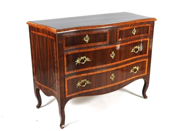 Rosewood Veneered Chest of Drawers, mid 18th Century