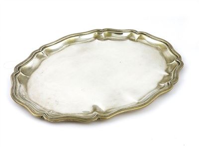 Vassoio Ovale in Argento Bordo Mosso, Alcuni Difetti