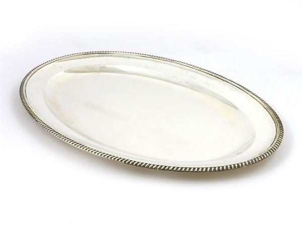 Vassoio ovale in argento