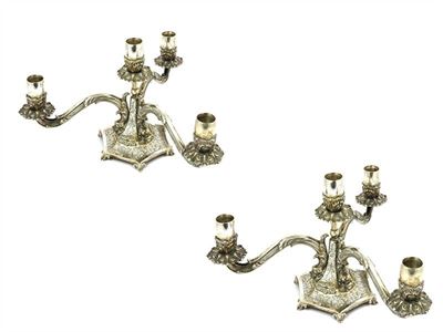 Coppia di Candelabri in Argento